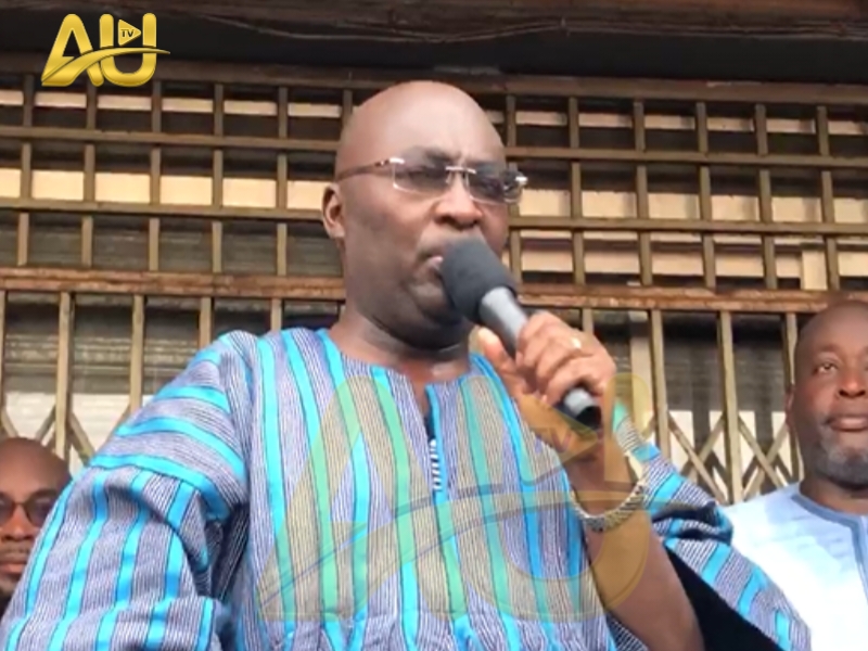 Dr. Mahamudu Bawumia supporting the Kantamanto Market Reconstruction efforts