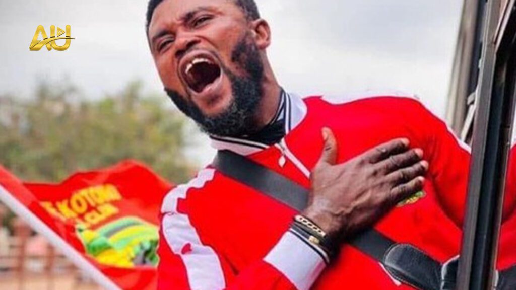 Asante Kotoko fan tragically stabbed to death during violent clash at Ghana Premier League match against Nsoatreman FC.