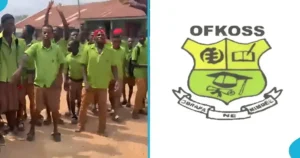 Read more about the article Headmistress Must Go!!! Ofoase Kokoben SHS Students Explains