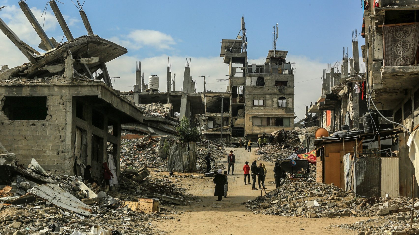 You are currently viewing World Bank: $50 Billion Needed to Rebuild Gaza