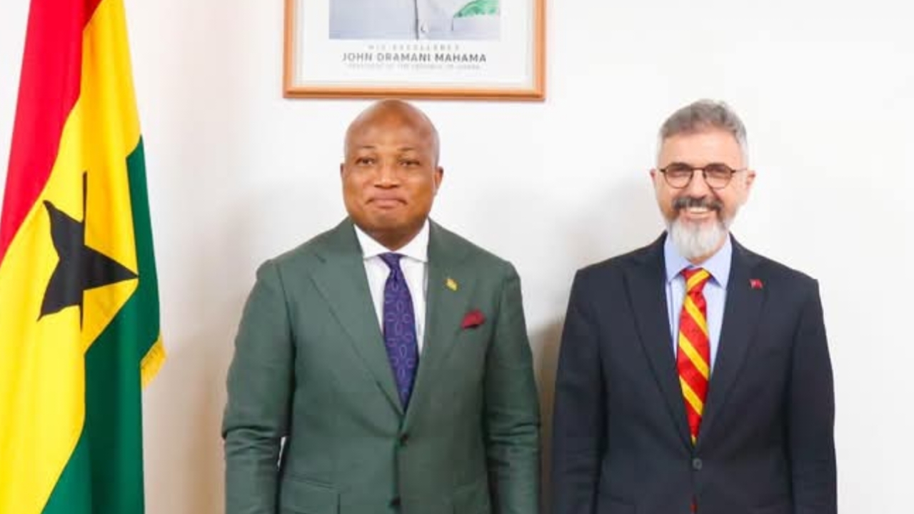 You are currently viewing AMBASSADOR OF TURKEY TO GHANA H.E HUSEYIN GÜNGÖR PAYS COURTESY CALL ON MINISTER FOR FOREIGN AFFAIRS, HON SAMUEL OKUDZETO ABLAKWA (MP)