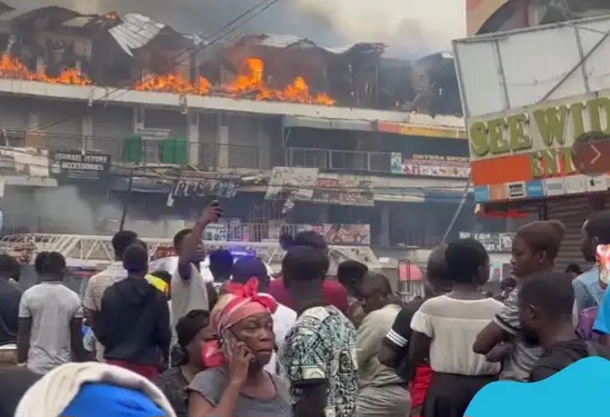 You are currently viewing “Kumasi’s Adum Market Ravaged by Devastating Fire”