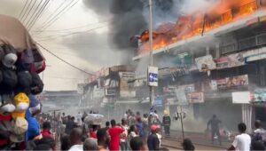 Read more about the article Massive Fire Engulfs Shops in Kumasi’s Adum Business District.