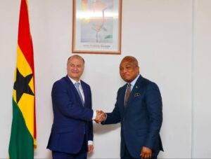 Read more about the article AMBASSADOR OF THE CZECH REPUBLIC TO GHANA, H.E. PAVEL BILEK, PAYS COURTESY CALL ON MINISTER FOR FOREIGN AFFAIRS, HON. SAMUEL OKUDZETO ABLAKWA