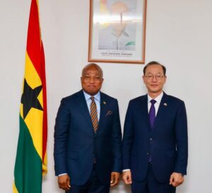 Read more about the article MINISTER FOR FOREIGN AFFAIRS, HON. SAMUEL OKUDZETO ABLAKWA MEETS AMBASSADOR FOR SOUTH KOREA H.E. PARK KYONGSIG