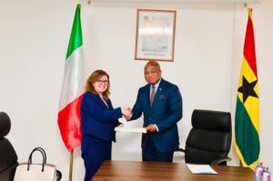 Read more about the article THE MINISTER FOR FOREIGN AFFAIRS, HON. SAMUEL OKUDZETO ABLAKWA RECEIVES OPEN LETTERS OF THE AMBASSADOR-DESIGNATE OF ITALY TO GHANA, HER EXCELLENCY LAURA RANALLI
