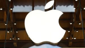 Read more about the article Apple Faces Criminal Contempt Investigation Over App Store Violations
