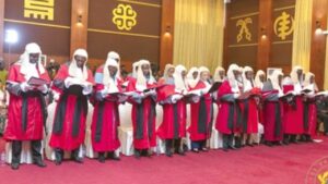 Read more about the article Mahama Swears 21 Appeal Court Judges Including Dormaahene