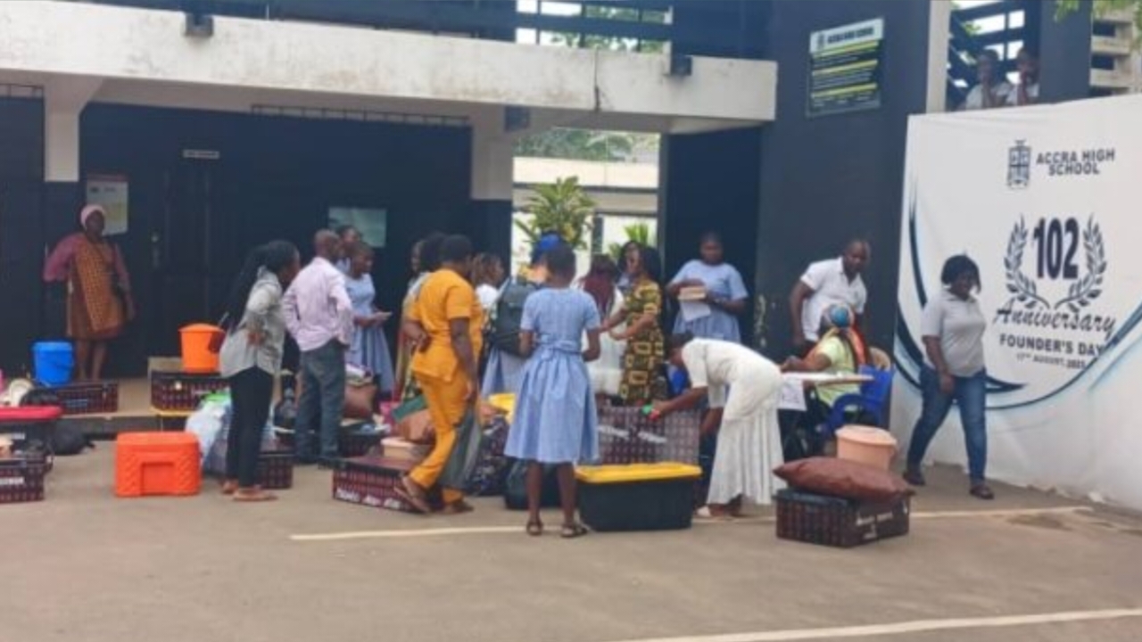 You are currently viewing Long Queues as SHS Admission Process Begins Nationwide